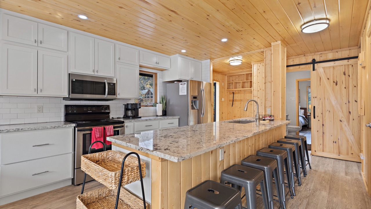 Photo of Kitchen in Red River
