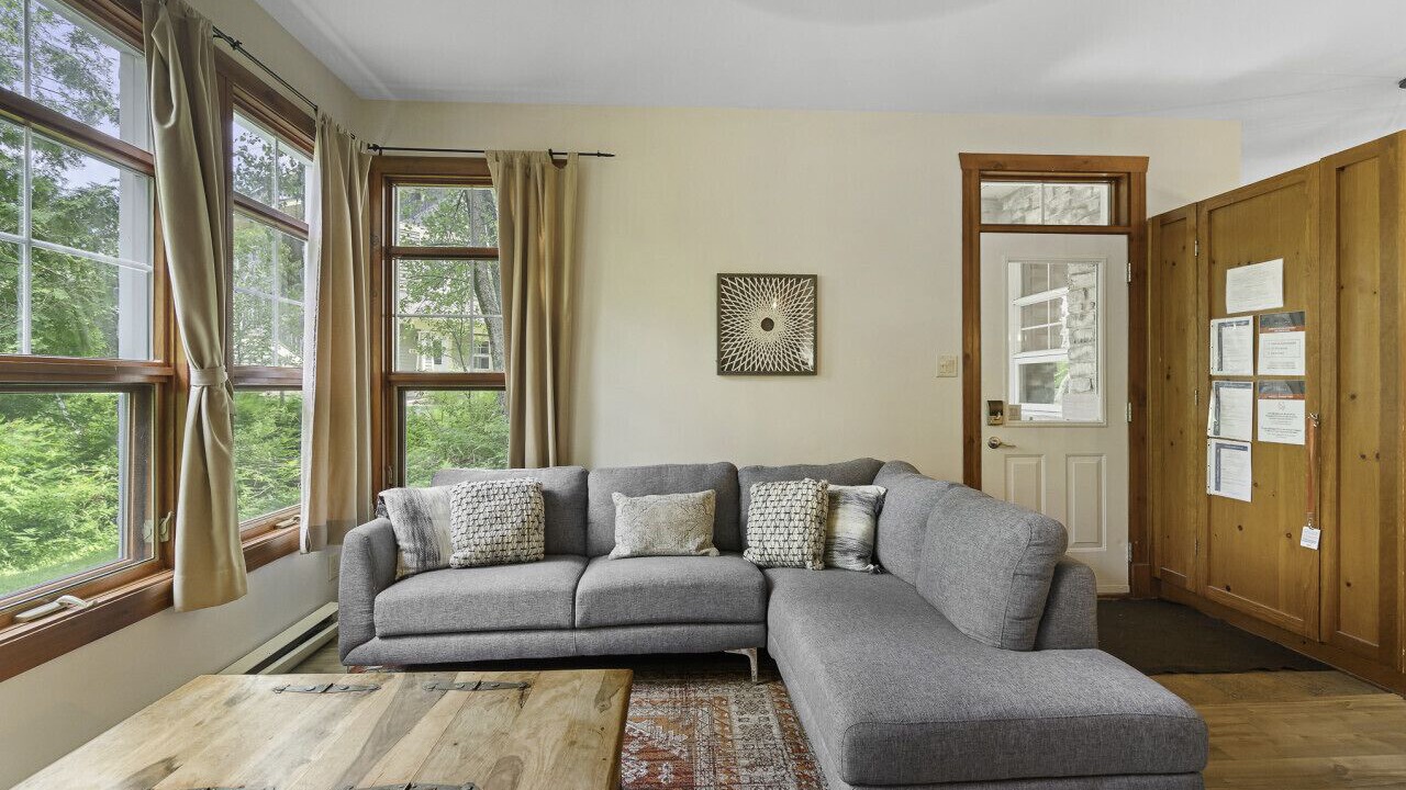 Photo of Livingroom in Tremblant-Les-Eaux