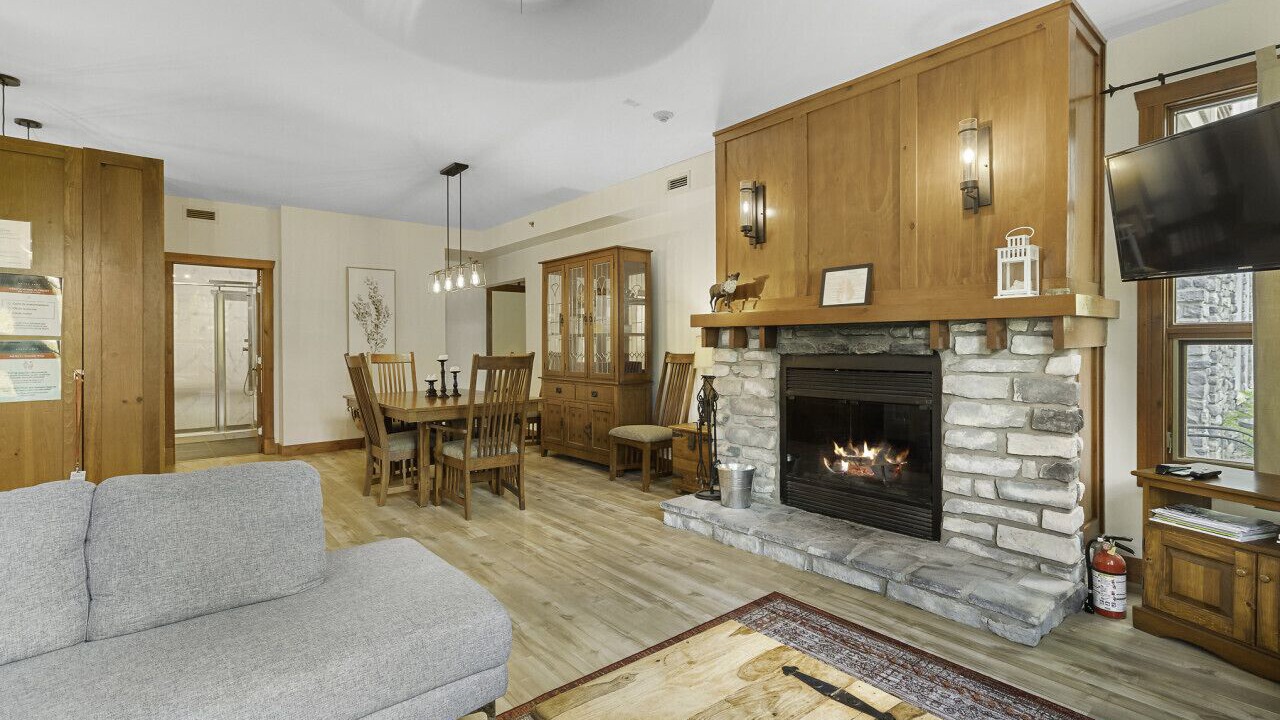 Photo of Livingroom in Tremblant-Les-Eaux