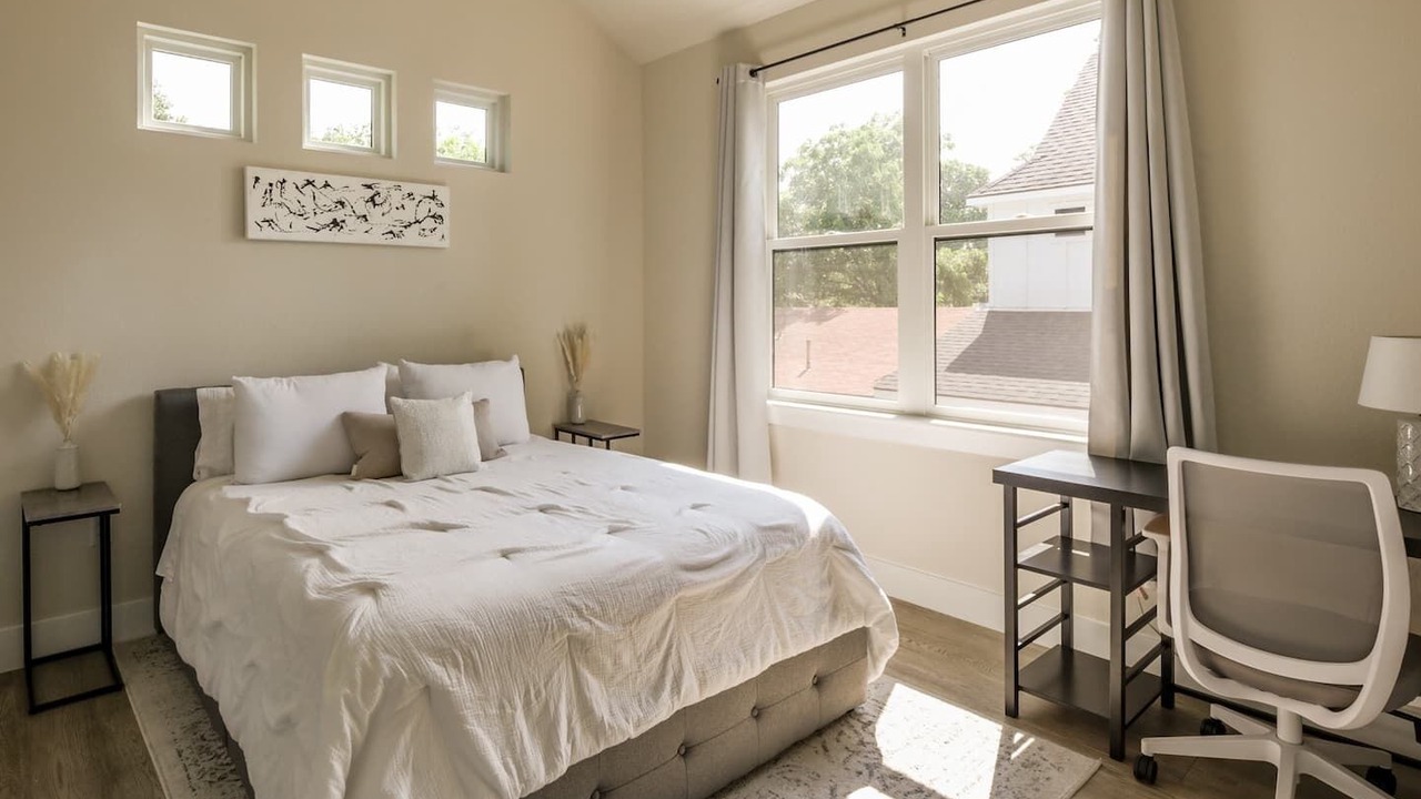 Photo of Bedroom in Govalle