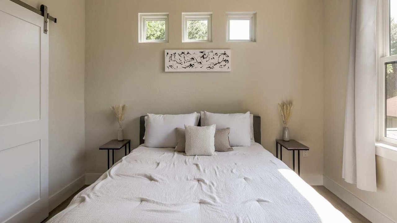 Photo of Bedroom in Govalle