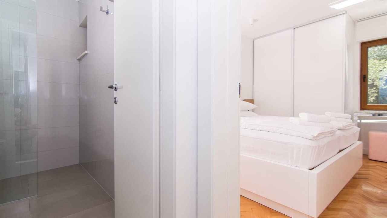 Photo of Bedroom in Okrug Donji
