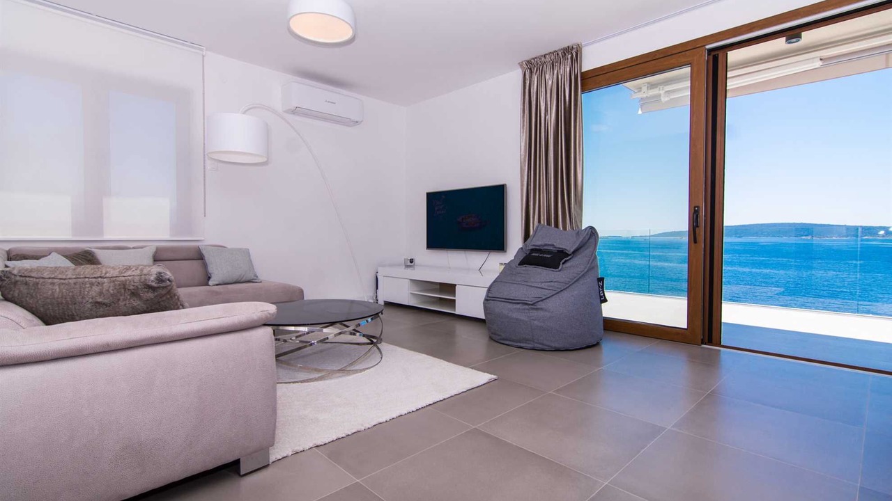 Photo of Livingroom in Okrug Donji