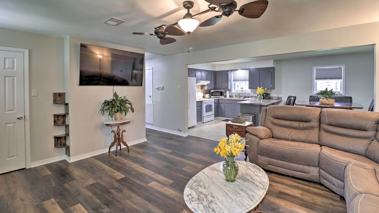 Photo of Bedroom in Higden