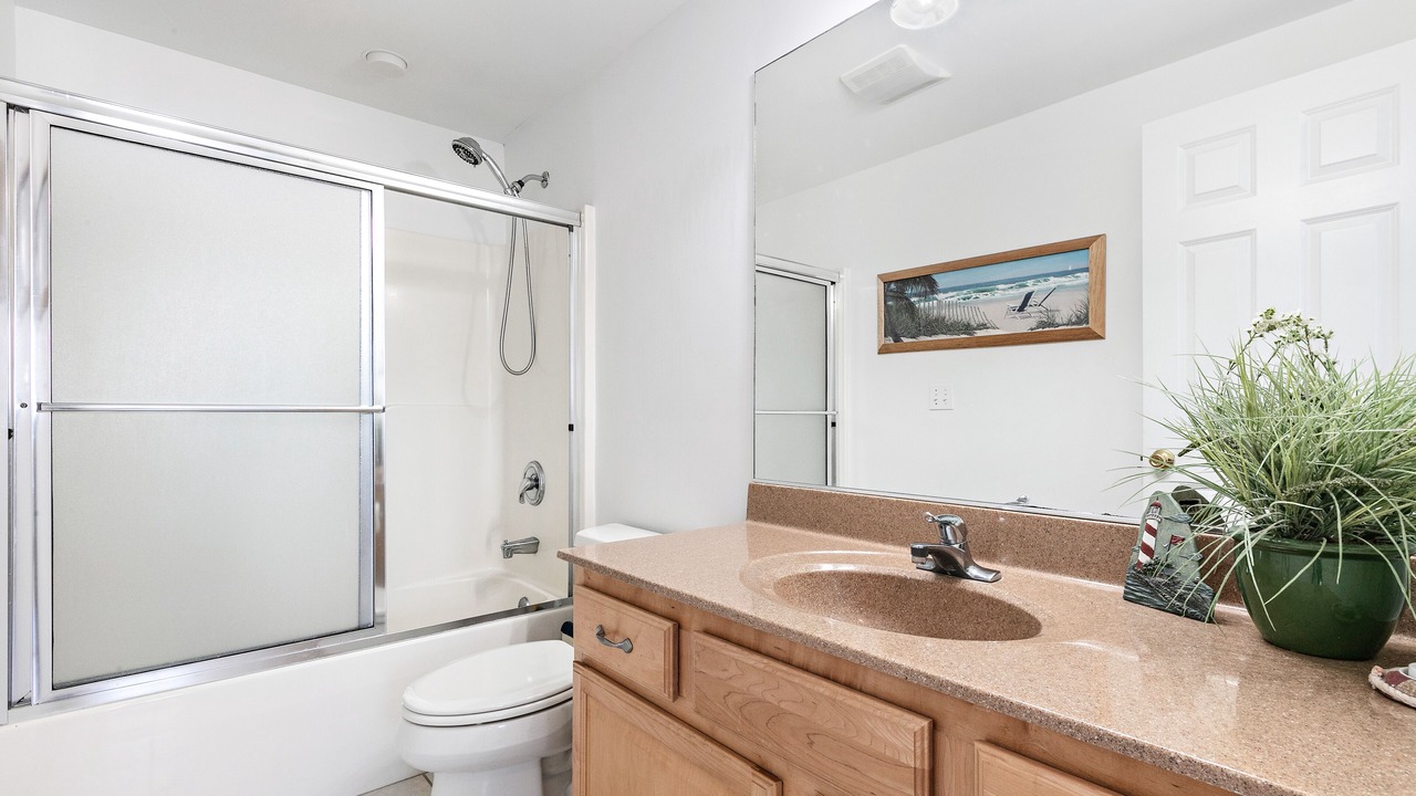 Photo of Bathroom in Beach Haven Terrace