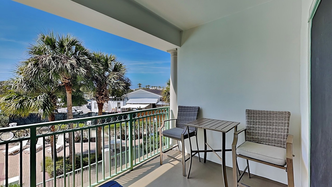 Photo of Patio Balcony in Rosemary Beach