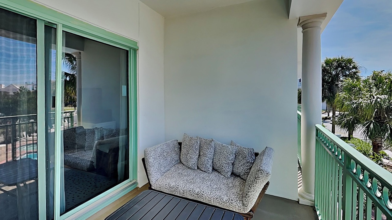 Photo of Patio Balcony in Rosemary Beach