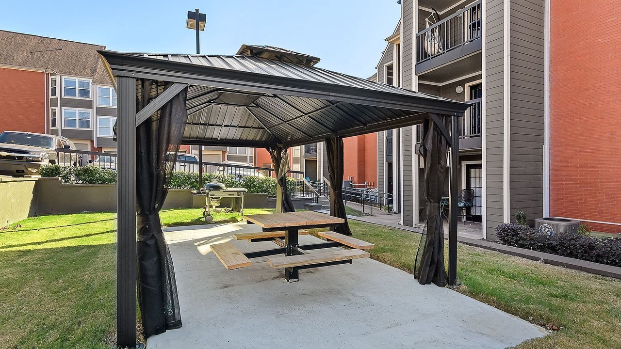 Photo of Outdoor in Academy Square