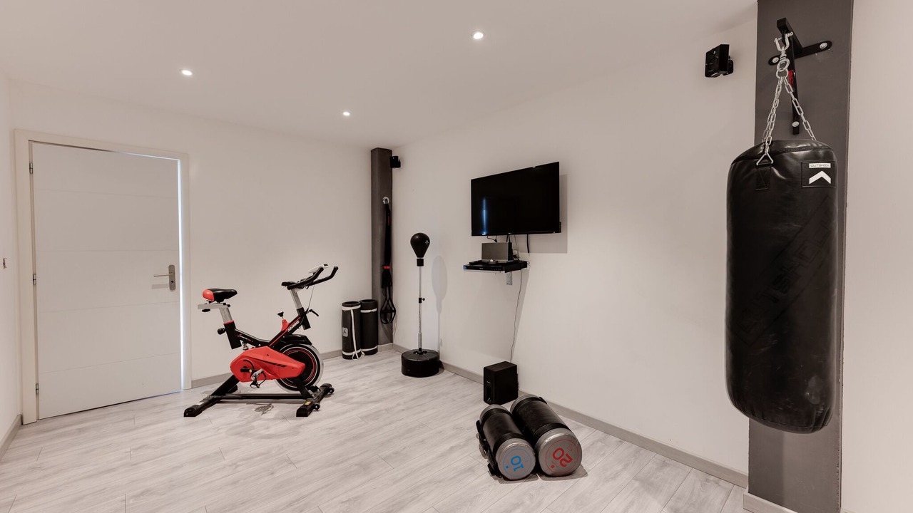 Photo of Others in Lathuile