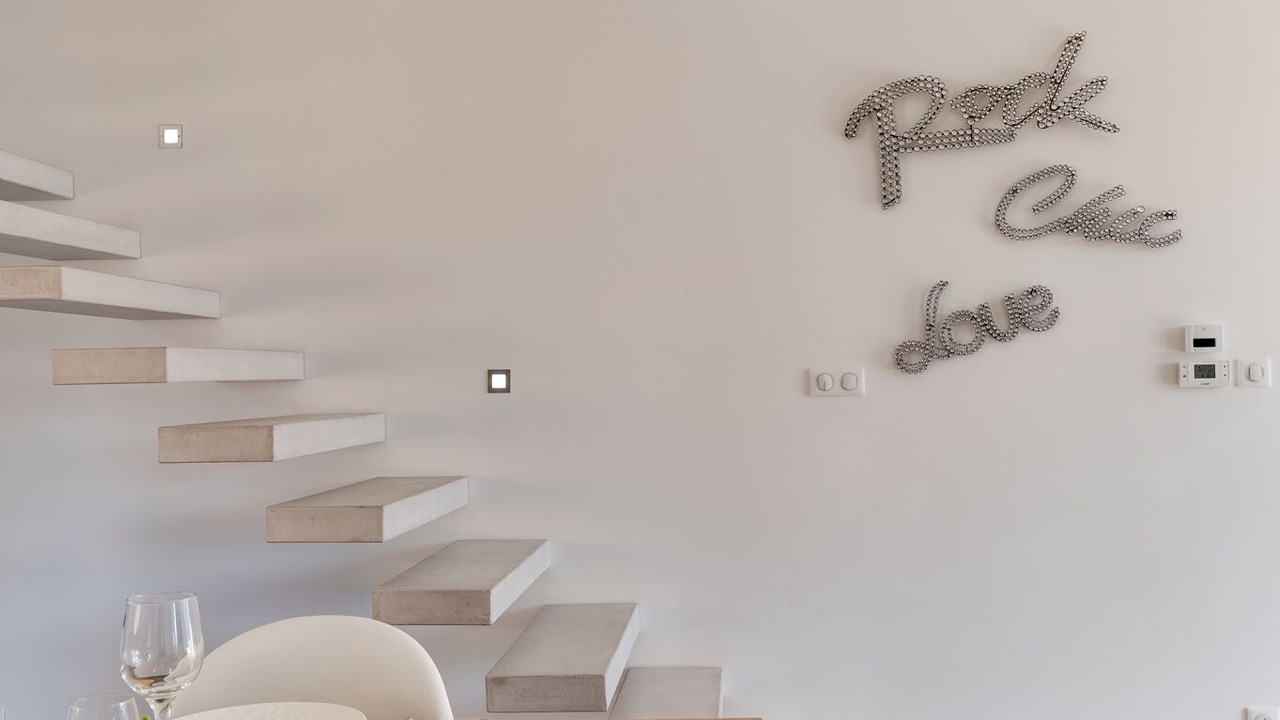 Photo of Others in Lathuile