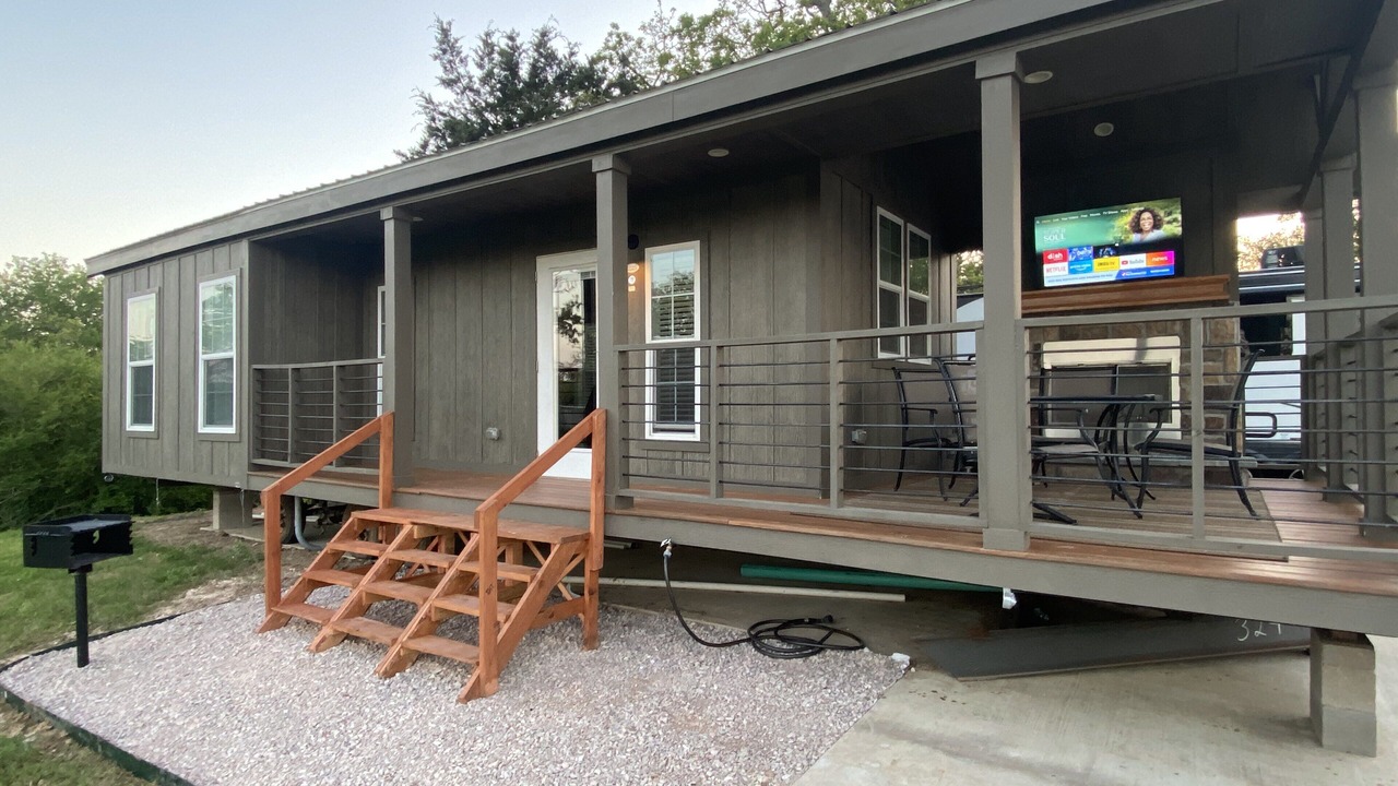 Photo of Outdoor in Franklin Estates