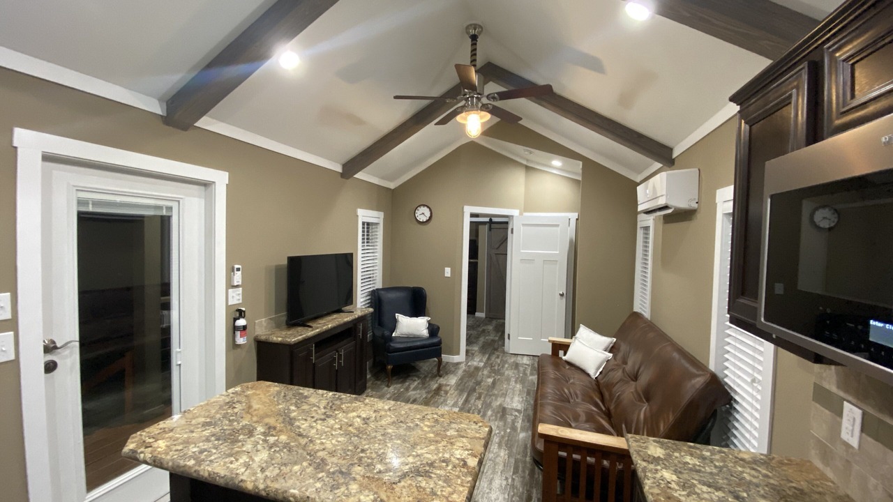 Photo of Livingroom in Franklin Estates