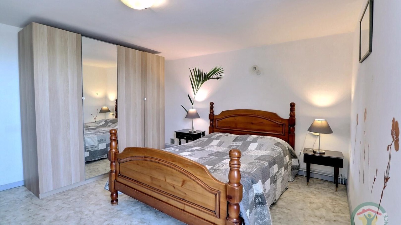 Photo of Bedroom in Roz-Landrieux
