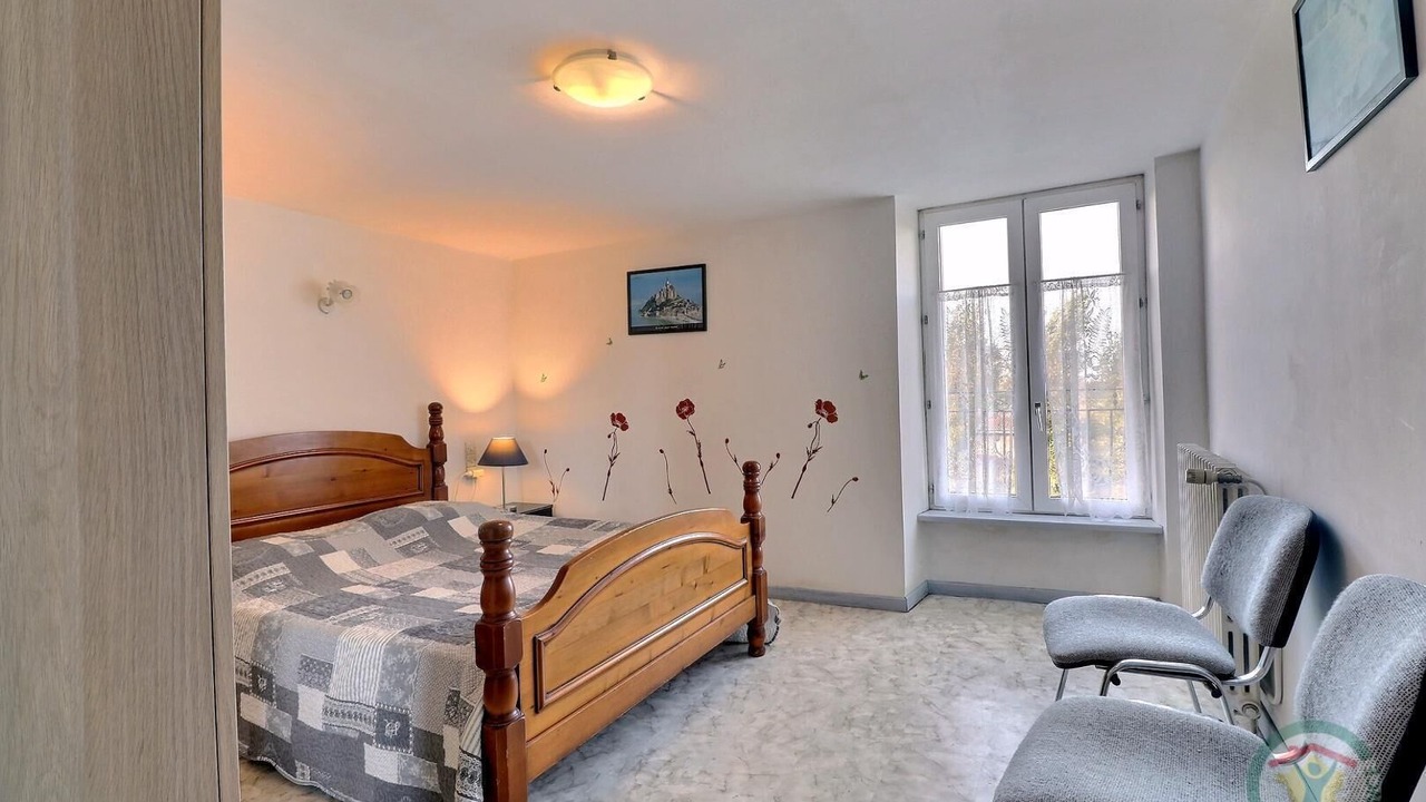 Photo of Bedroom in Roz-Landrieux
