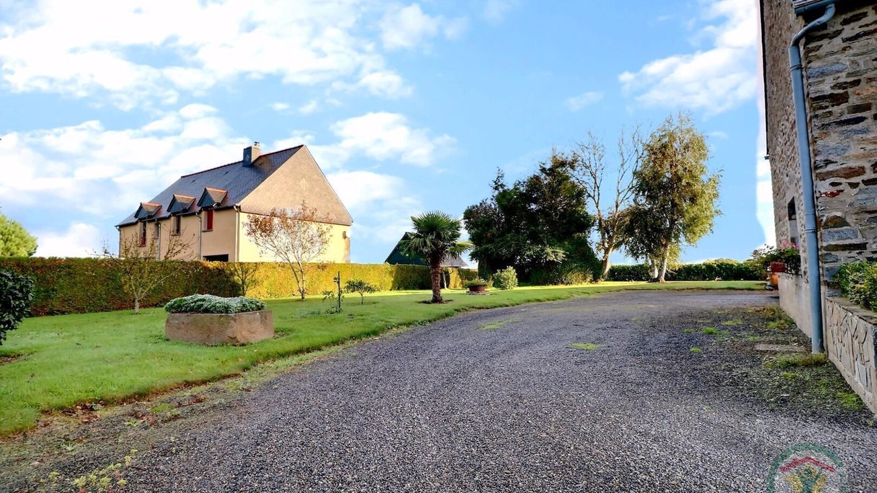 Photo of Outdoor in Roz-Landrieux