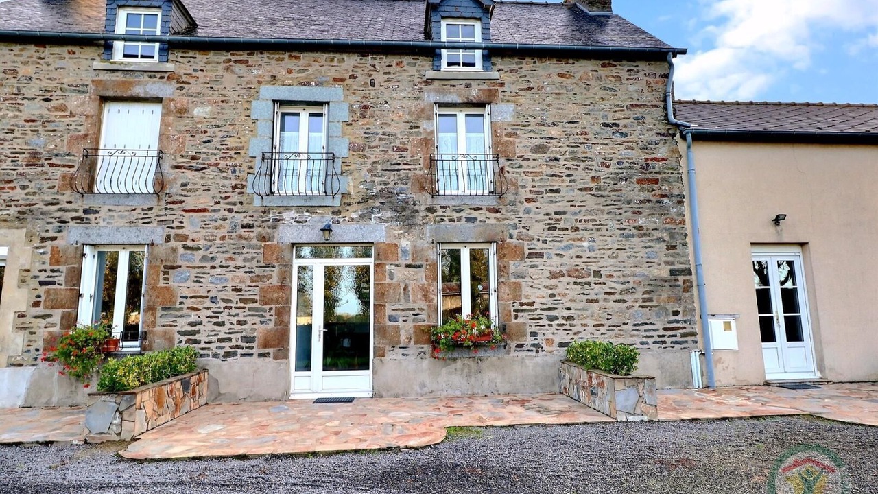 Photo of Outdoor in Roz-Landrieux