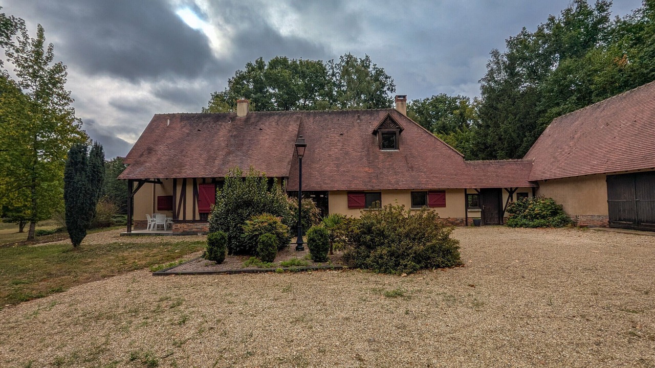 Photo of Outdoor in Vicq-sur-Nahon
