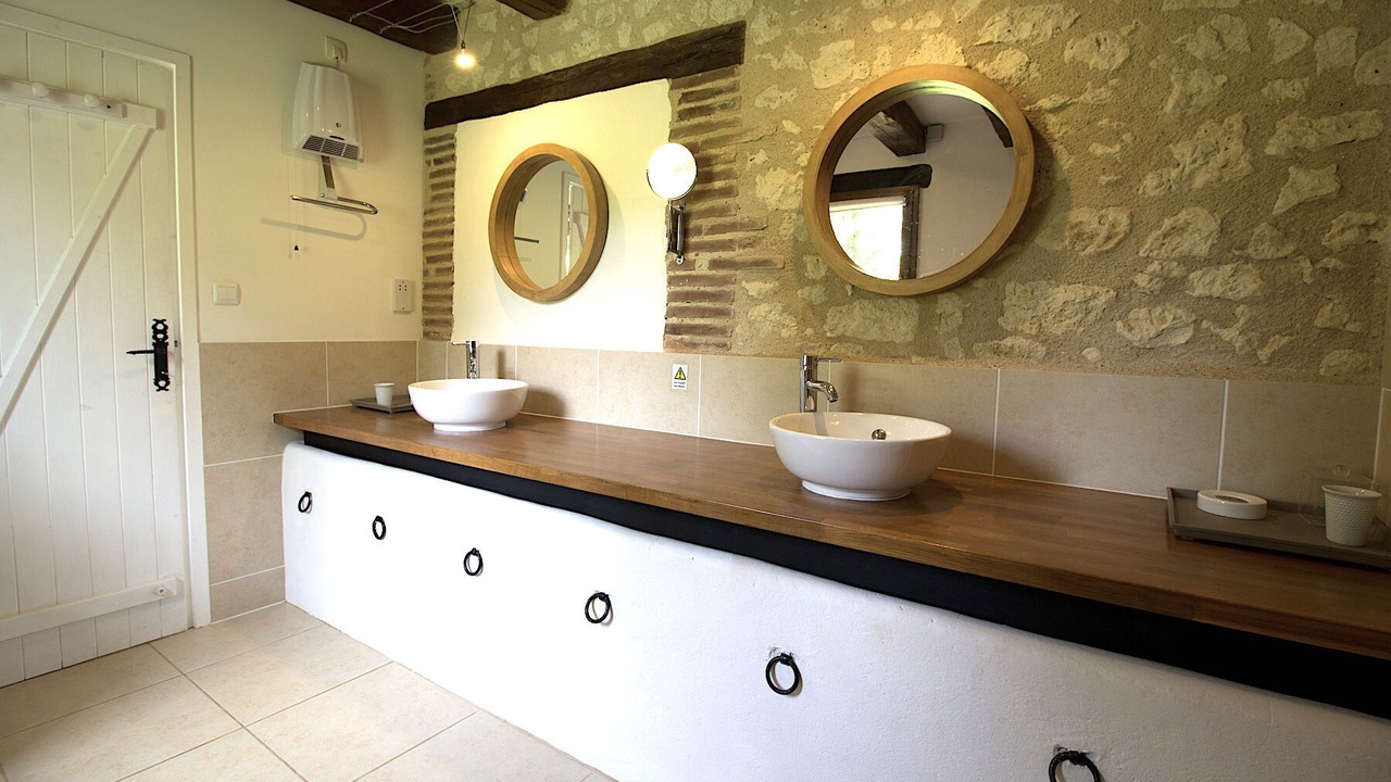 Photo of Bathroom in Auvillar