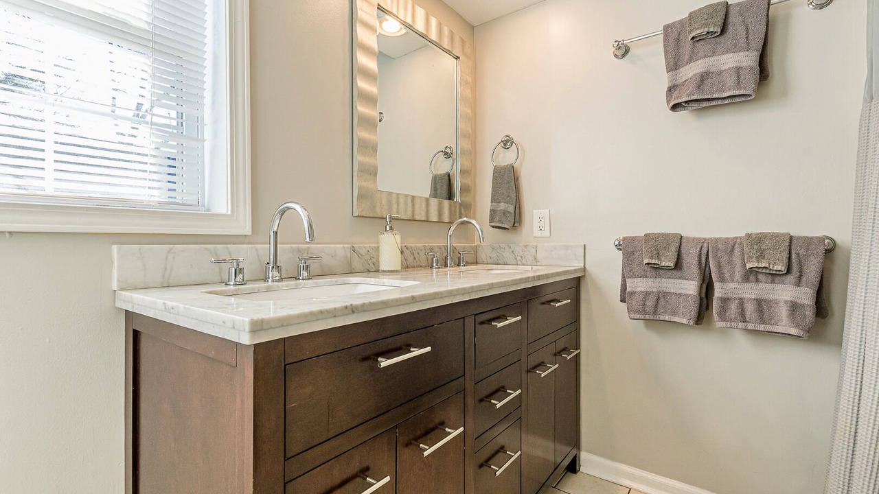 Photo of Bathroom in West End