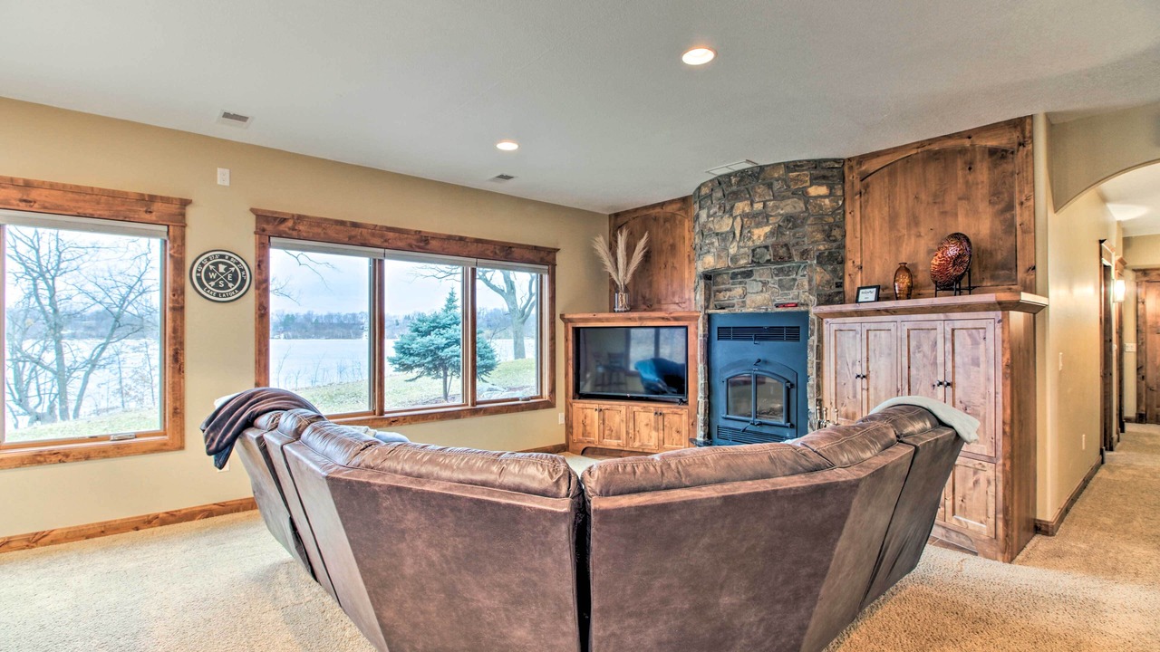 Photo of Livingroom in Alexandria