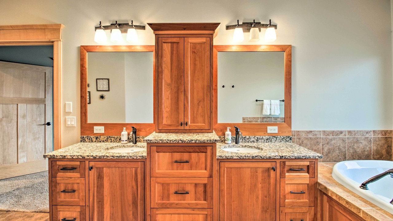 Photo of Bathroom in Alexandria