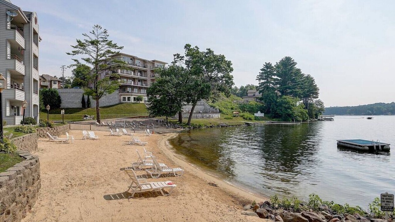 Photo of Others in Lake Delton