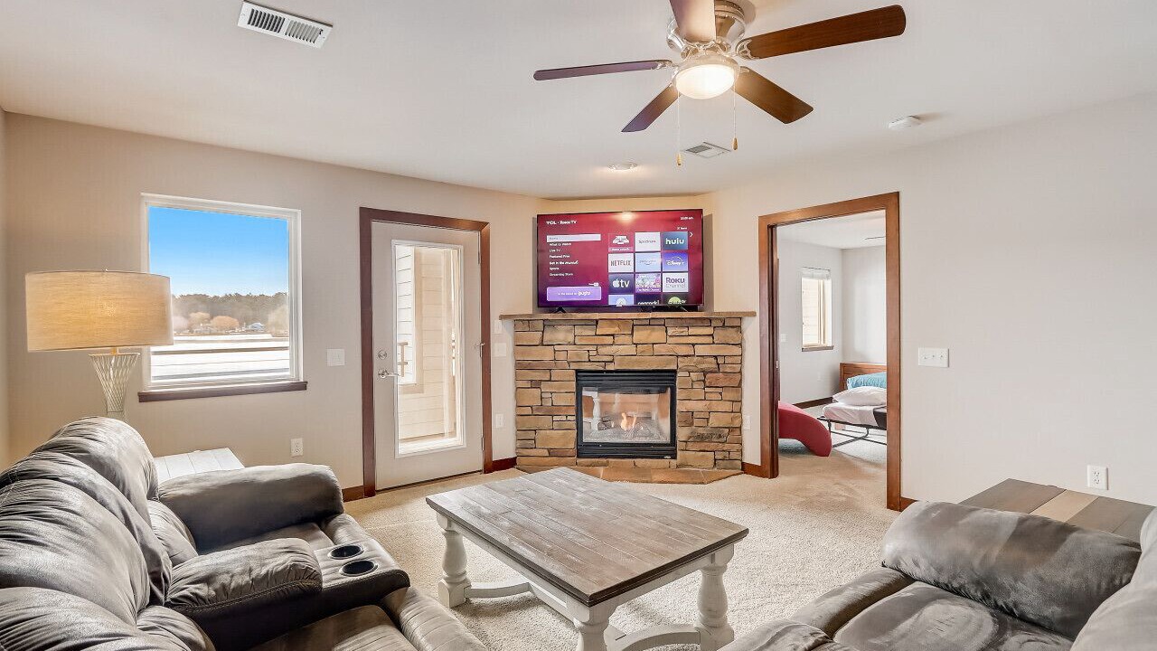 Photo of Bedroom in Lake Delton