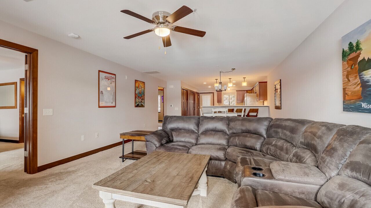 Photo of Bedroom in Lake Delton