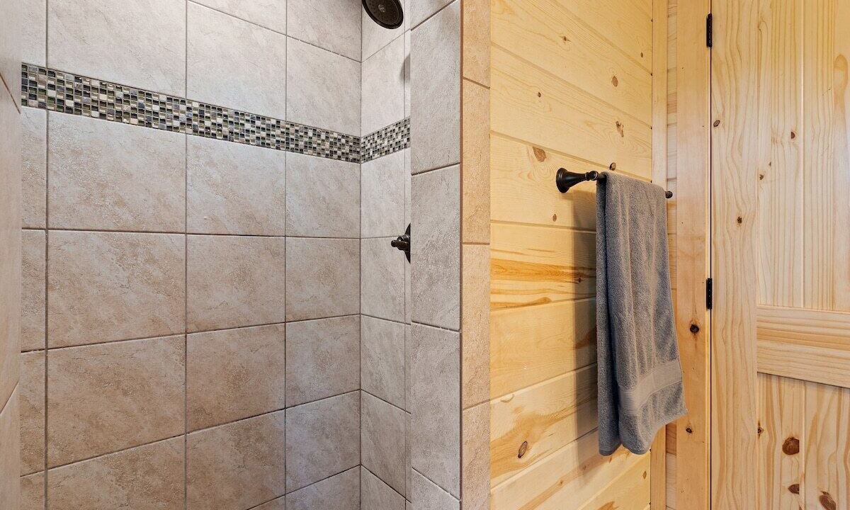 Photo of Bathroom in Golden