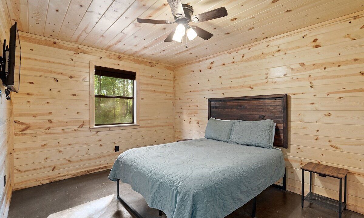 Photo of Bedroom in Golden