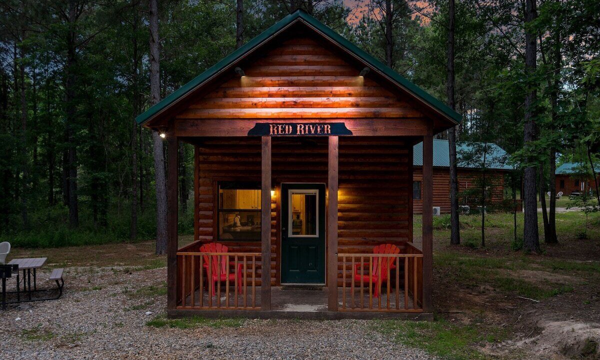 Photo of Outdoor in Golden