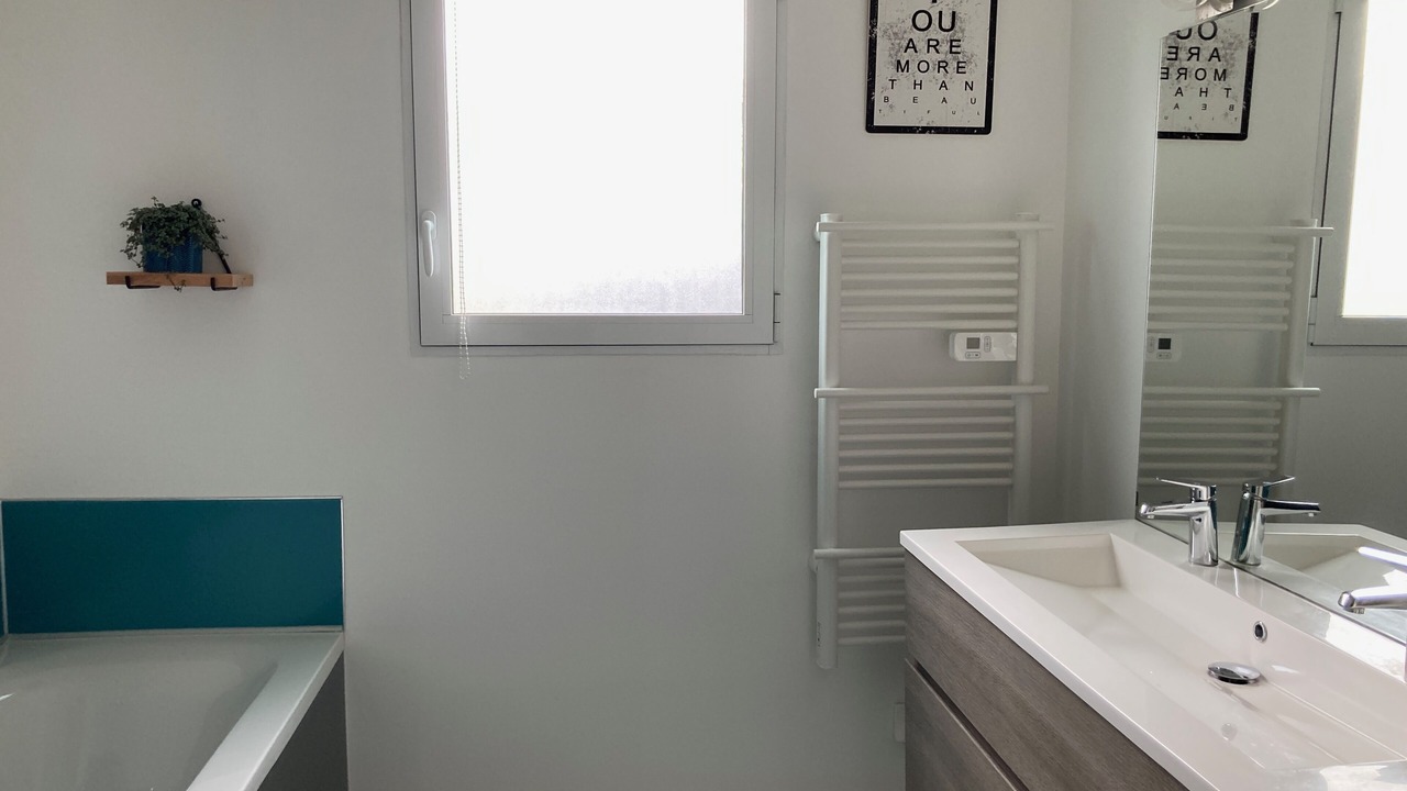 Photo of Bathroom in Pornichet