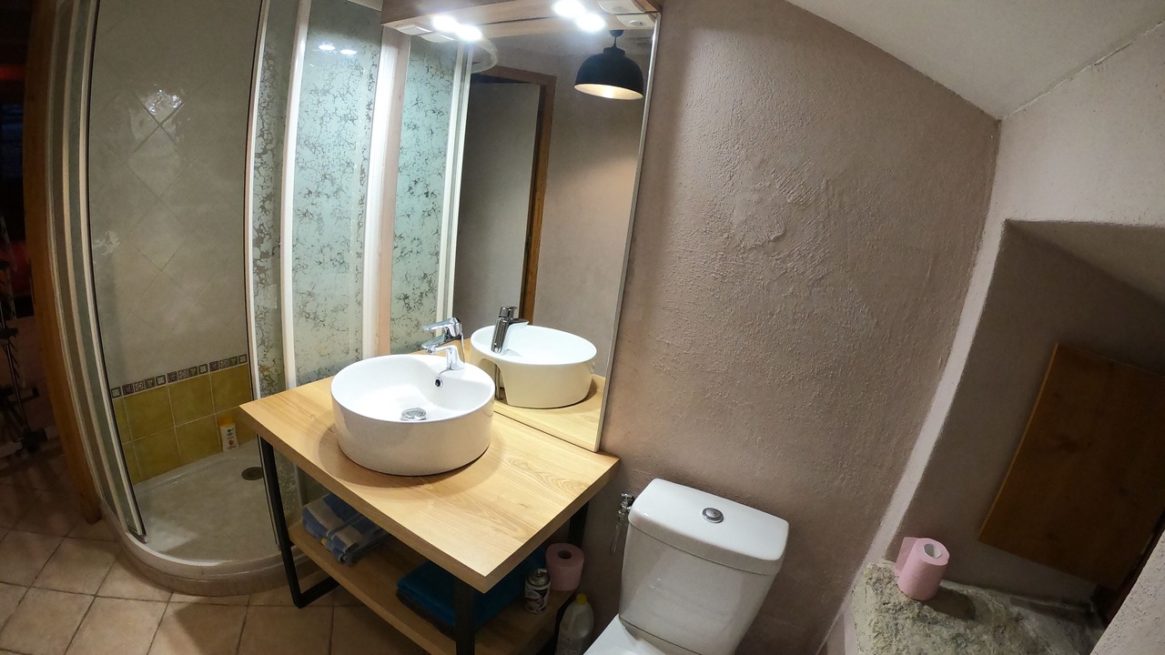 Photo of Bathroom in Ispagnac