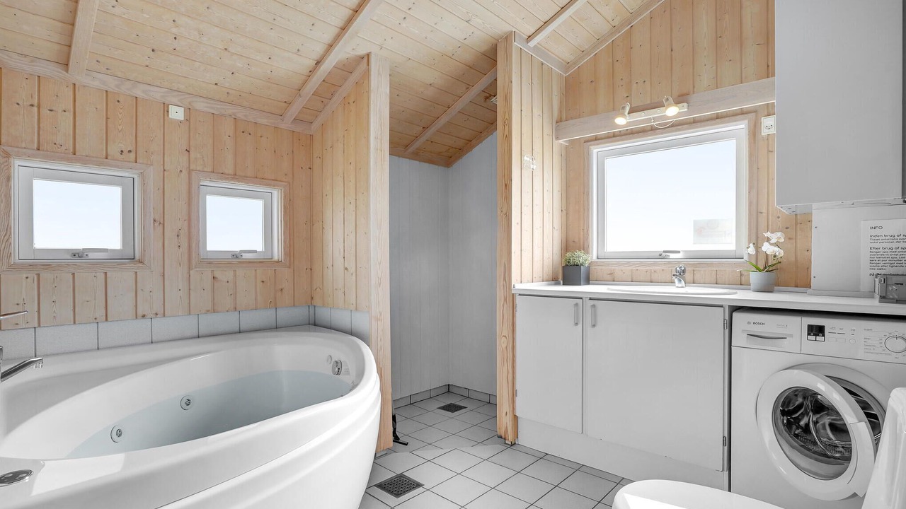 Photo of Bathroom in Klitmoller