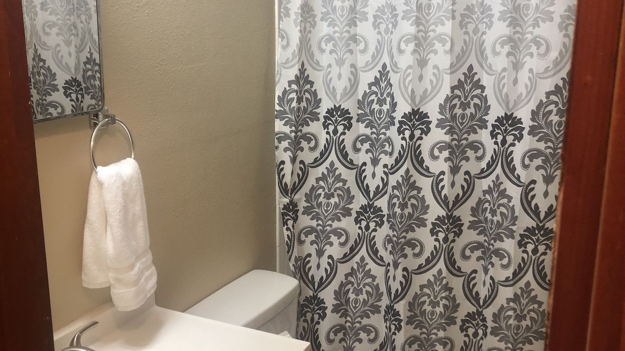 Photo of Bathroom in Goldthwaite