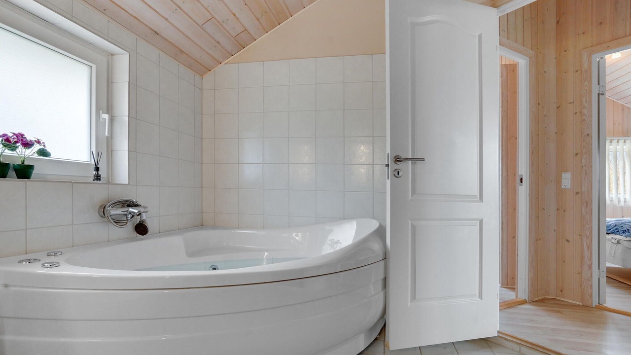 Photo of Bathroom in Hovborg