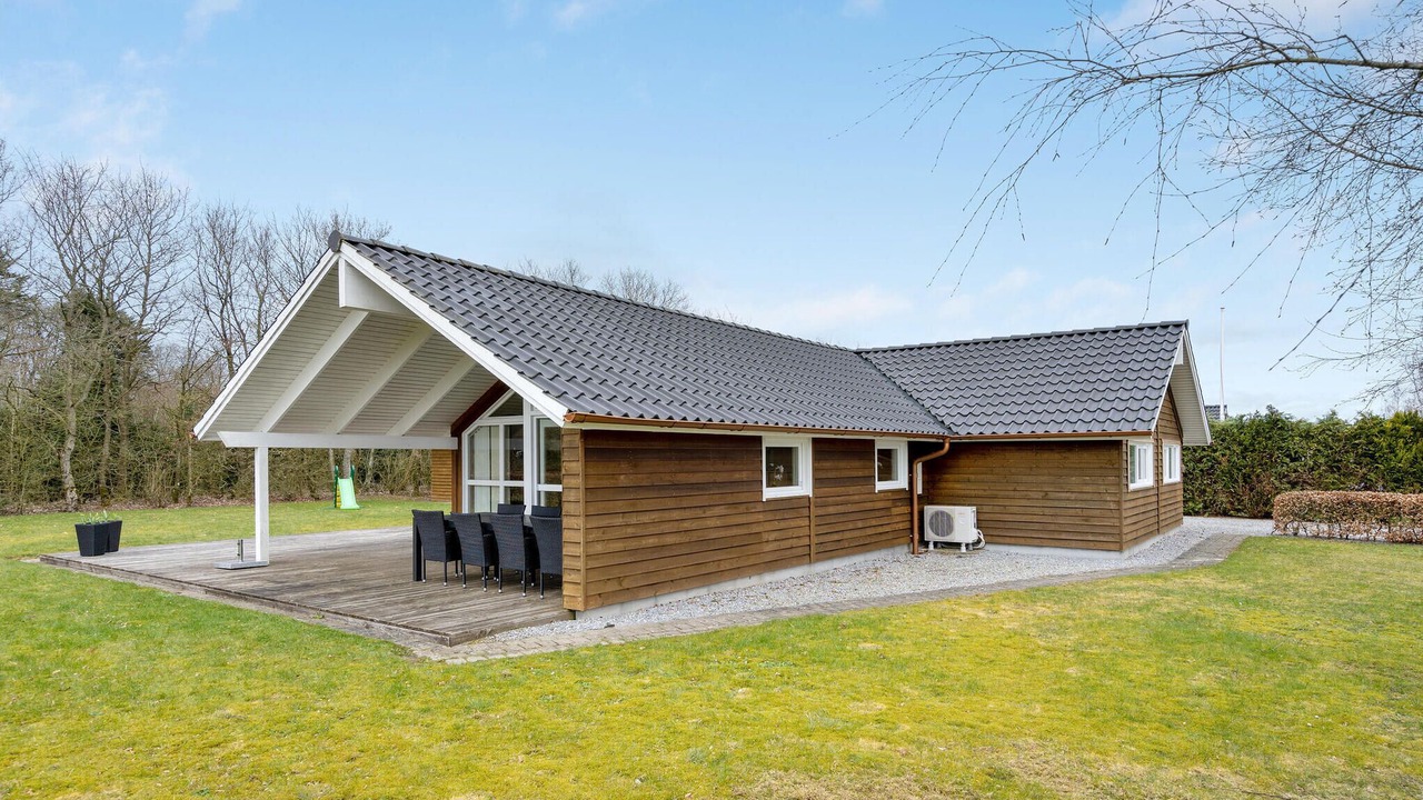 Photo of Others in Hovborg