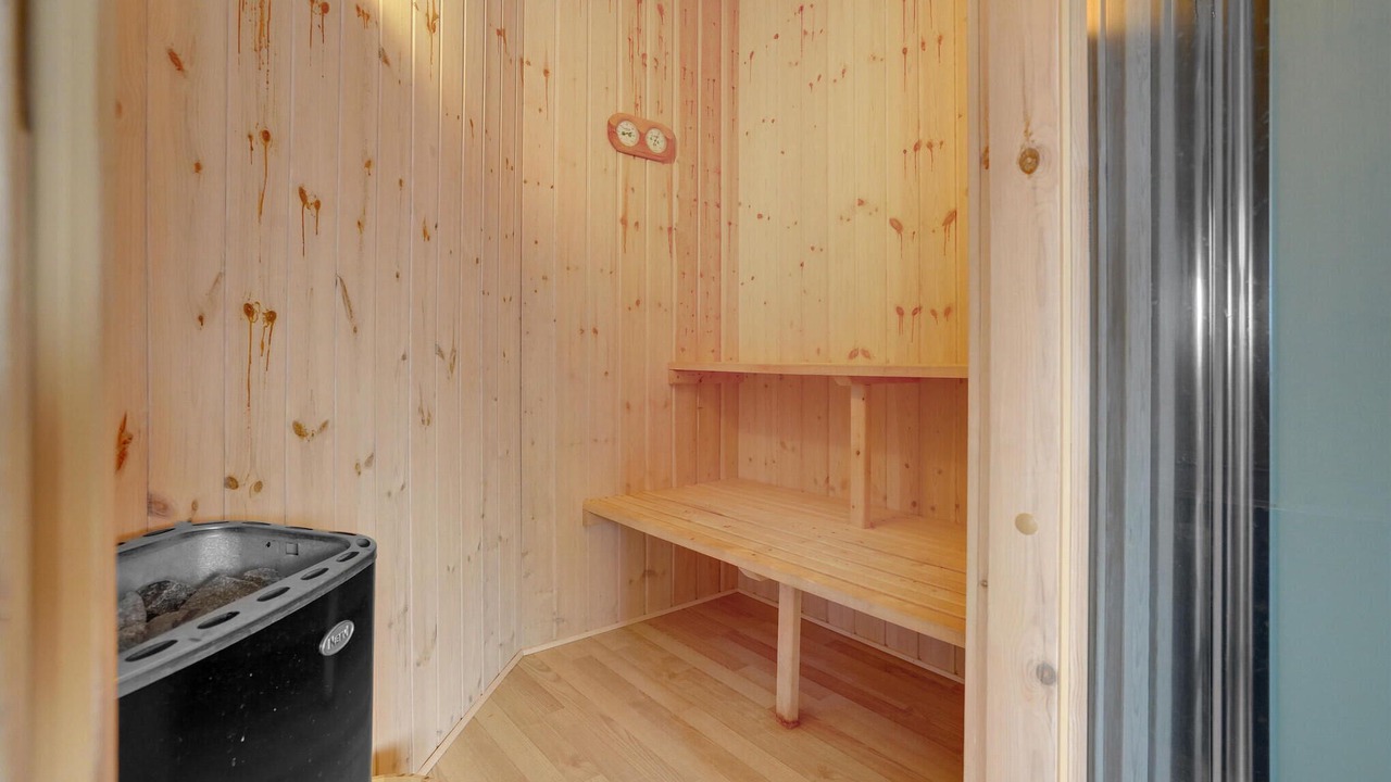 Photo of Others in Hovborg