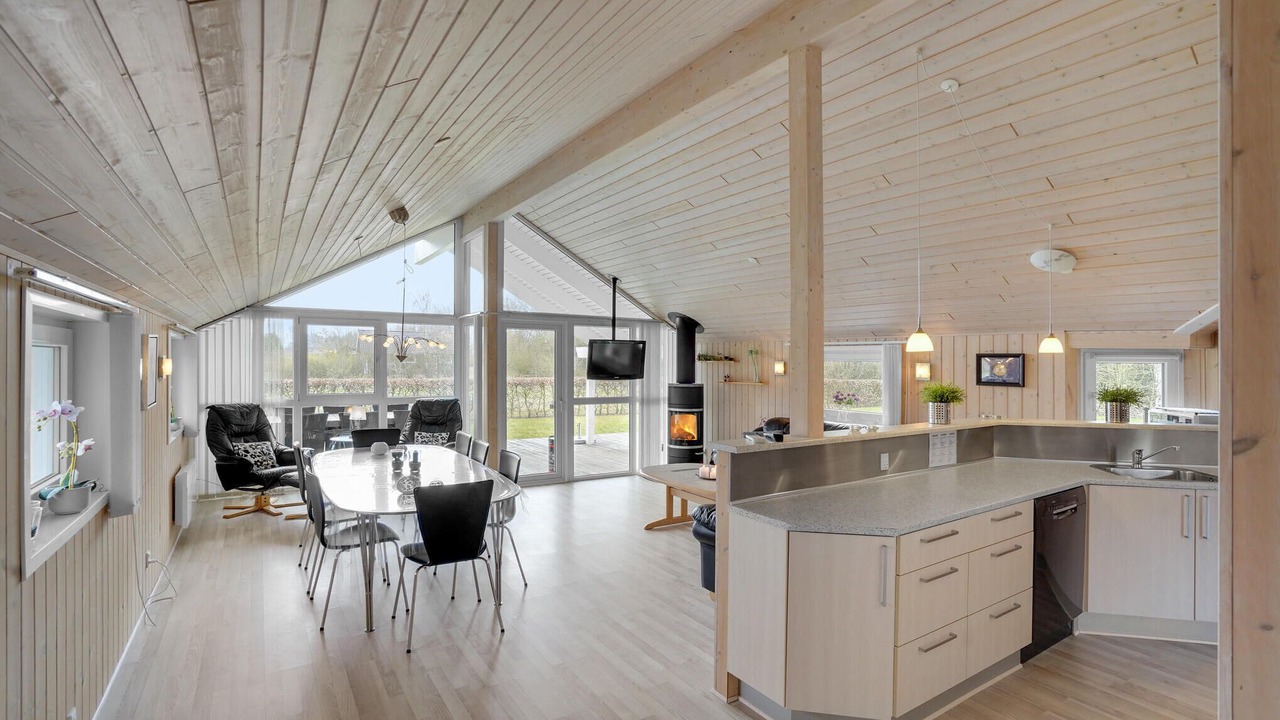 Photo of Others in Hovborg