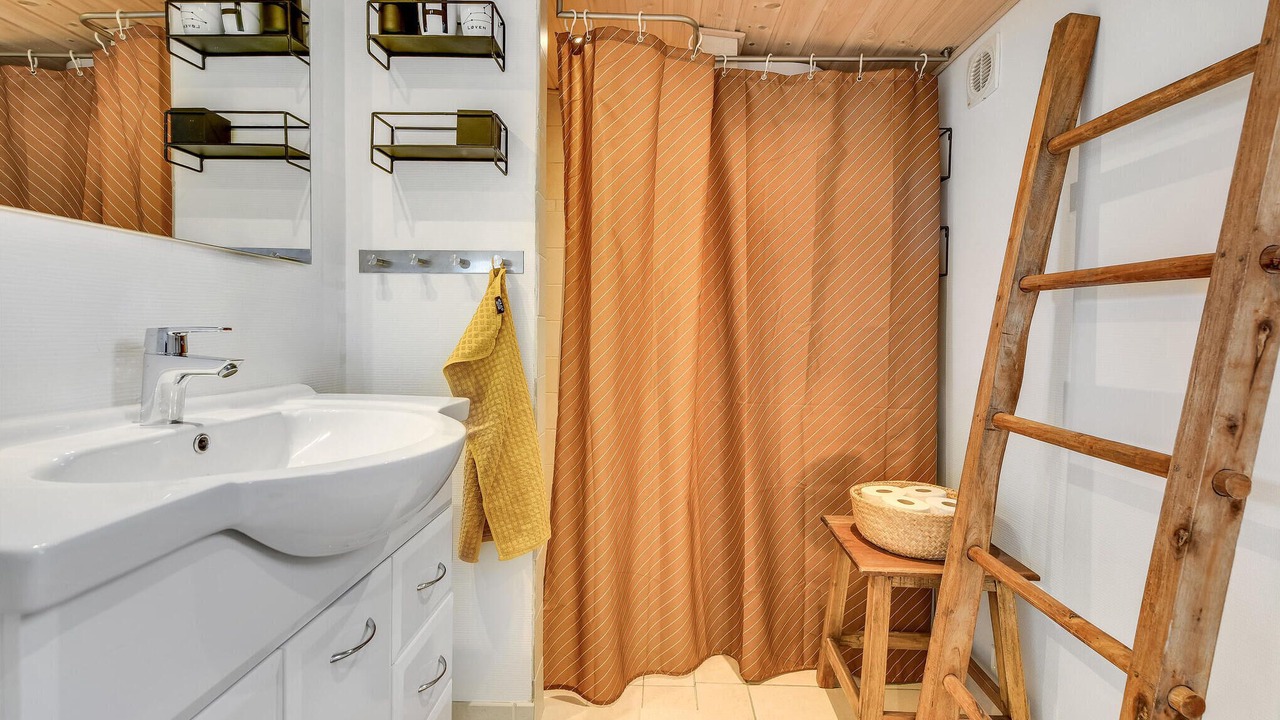 Photo of Bathroom in Broager