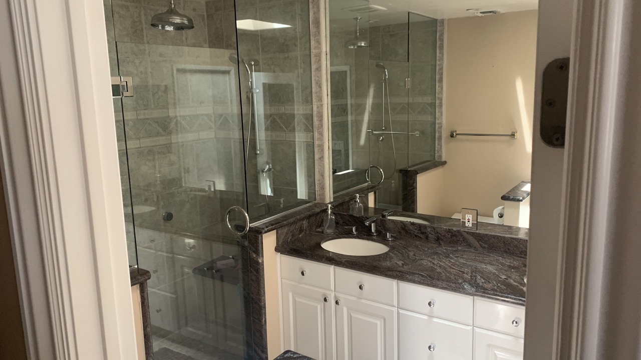 Photo of Bathroom in Coronado