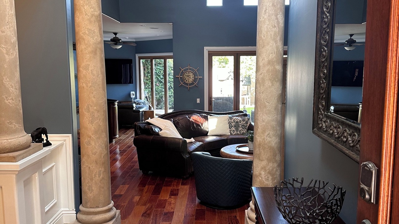 Photo of Livingroom in Coronado