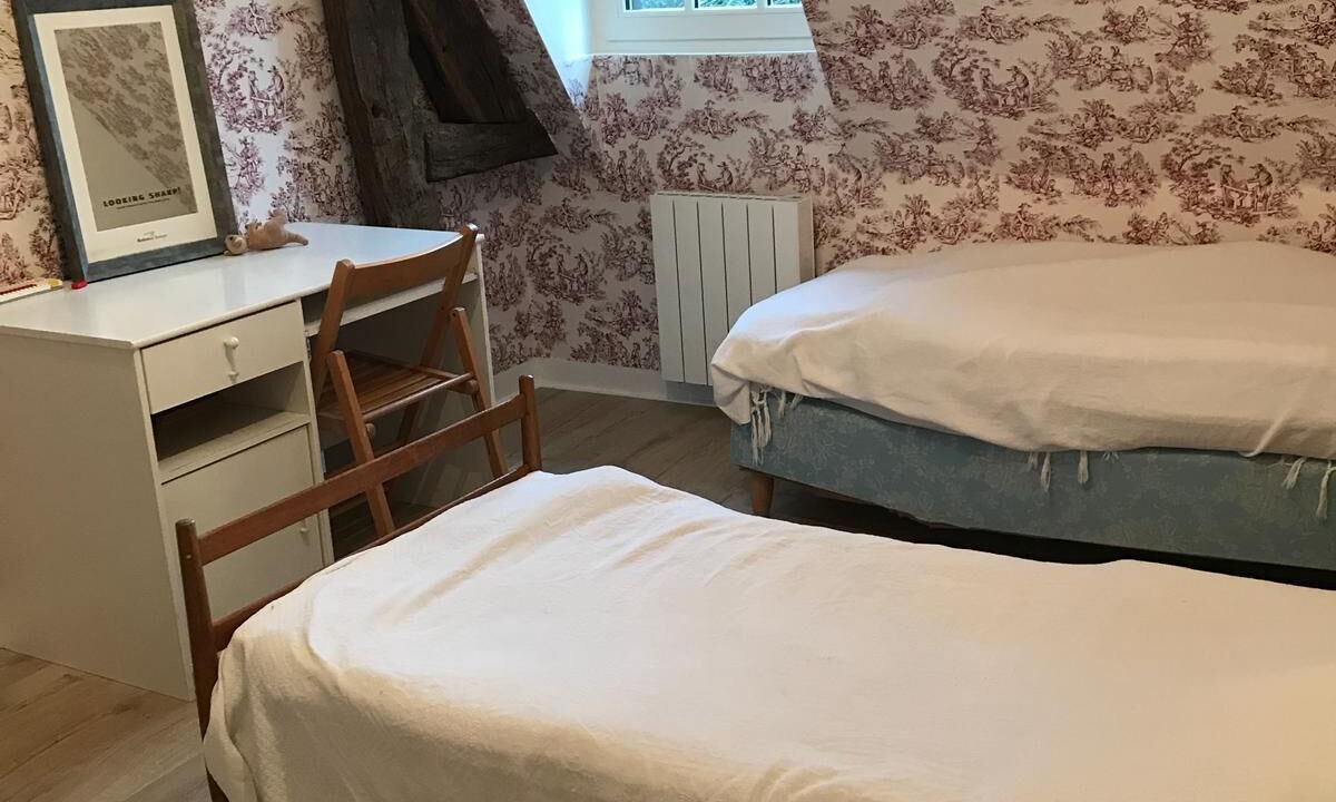 Photo of Bedroom in Glos