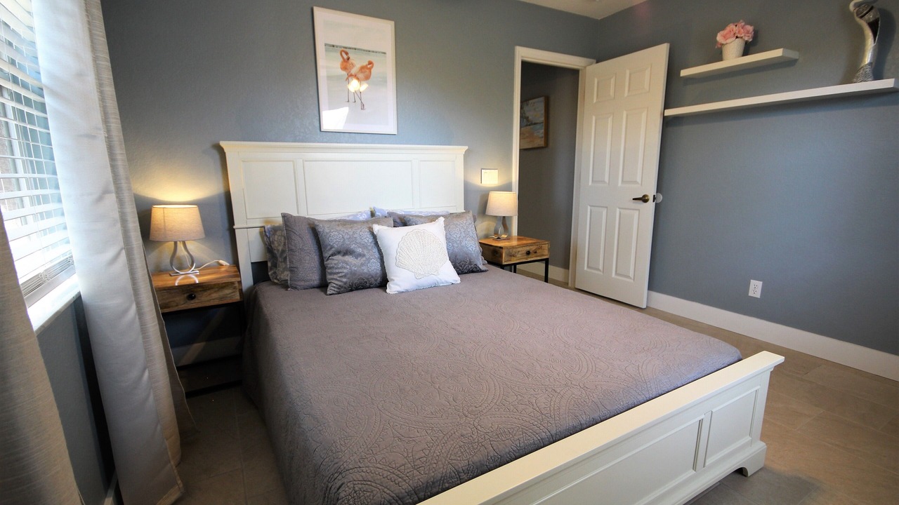 Photo of Bedroom in Englewood East