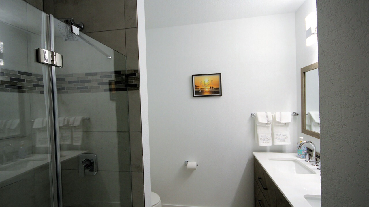 Photo of Bathroom in Englewood East
