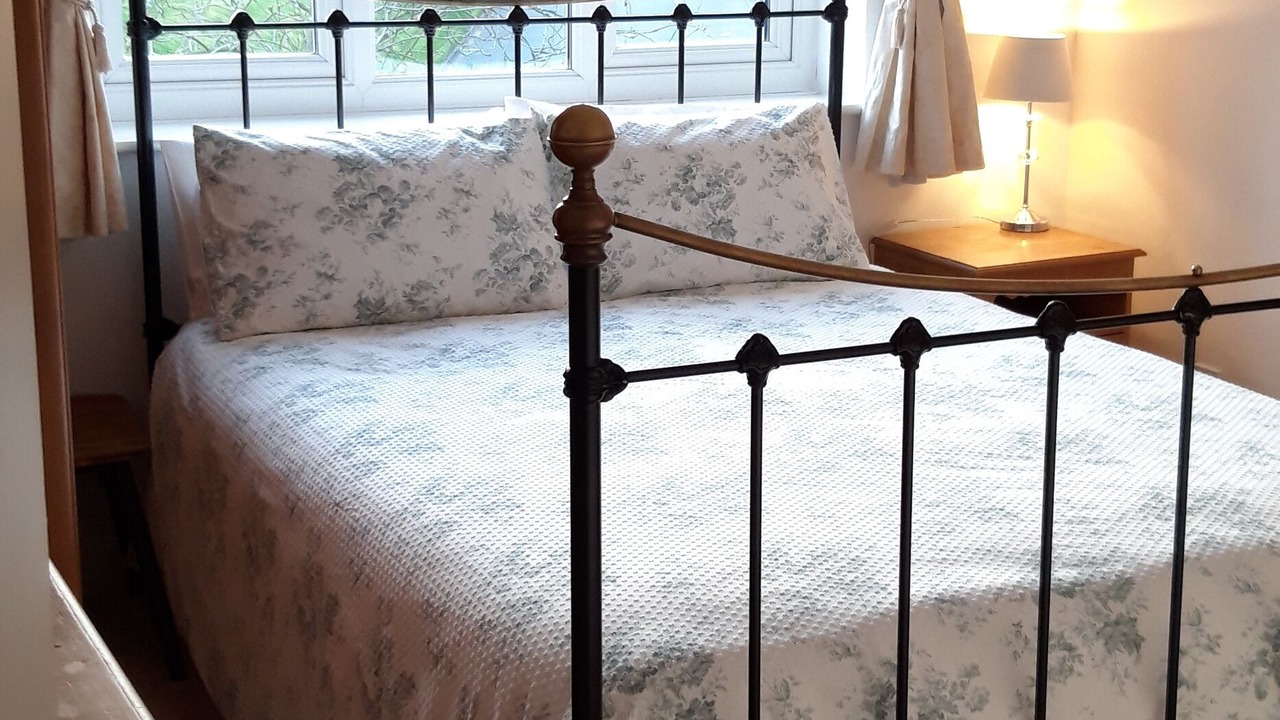 Photo of Others in Low Catton