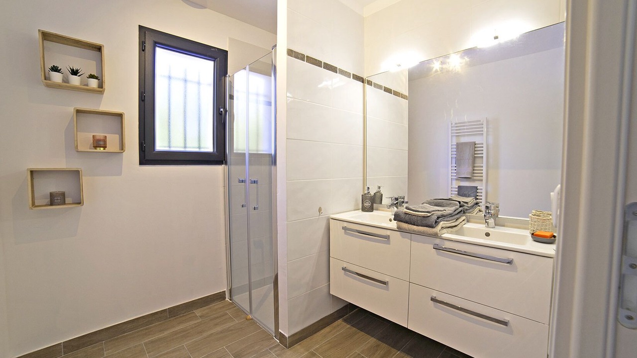 Photo of Bathroom in Callas