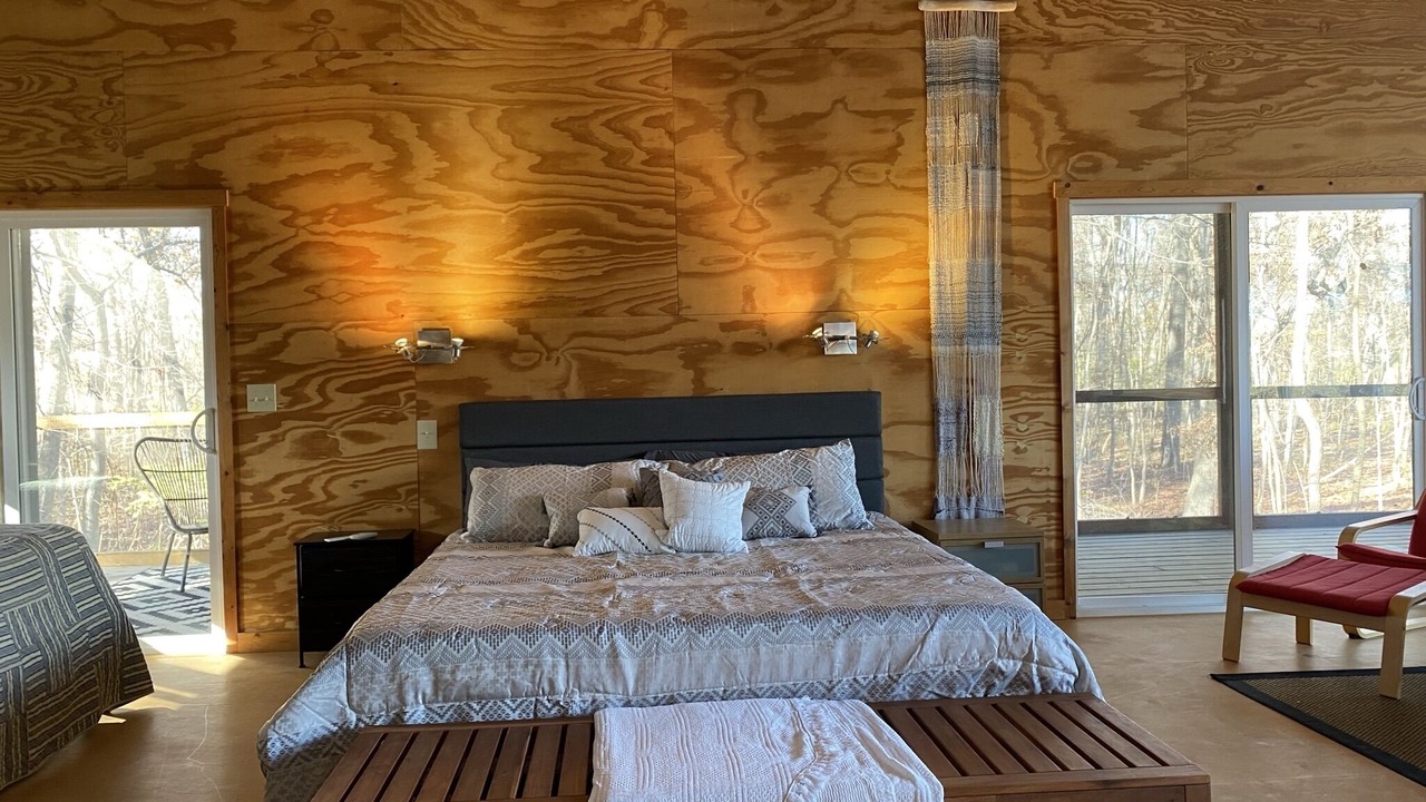 Photo of Bedroom in Buchanan