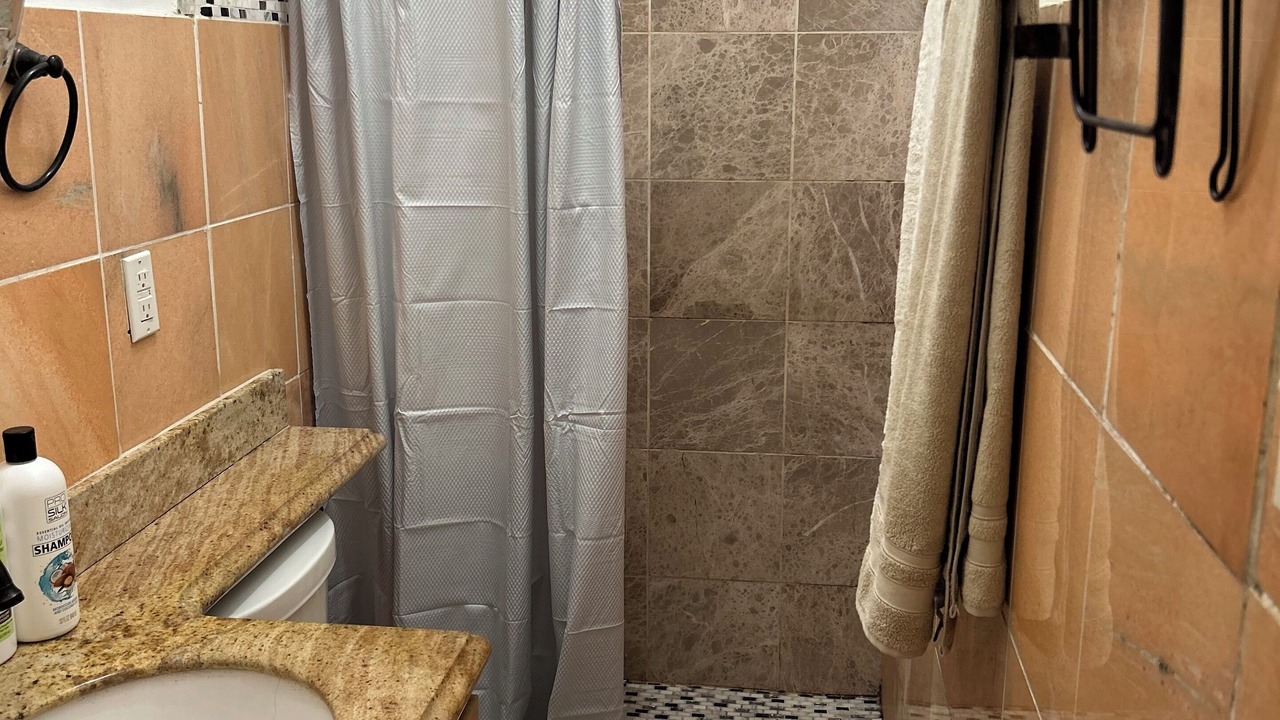 Photo of Bathroom in Sunnyside