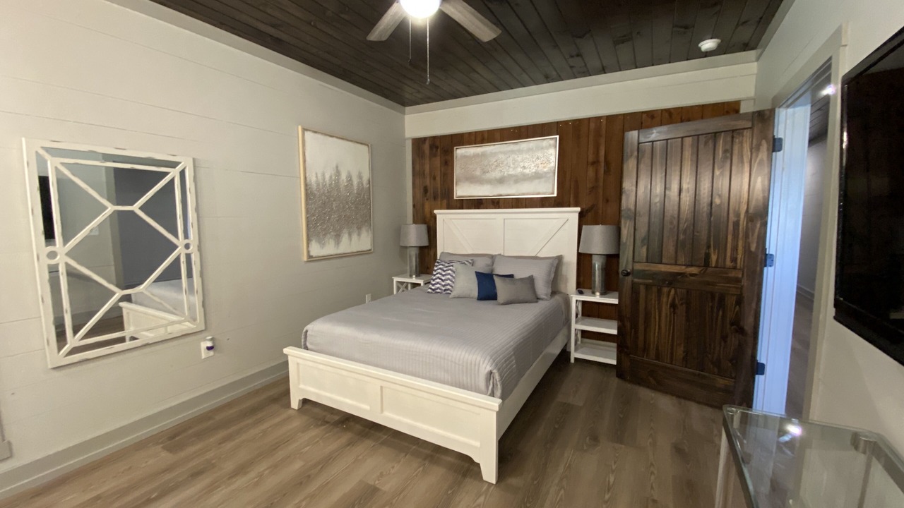 Photo of Bedroom in Caldwell